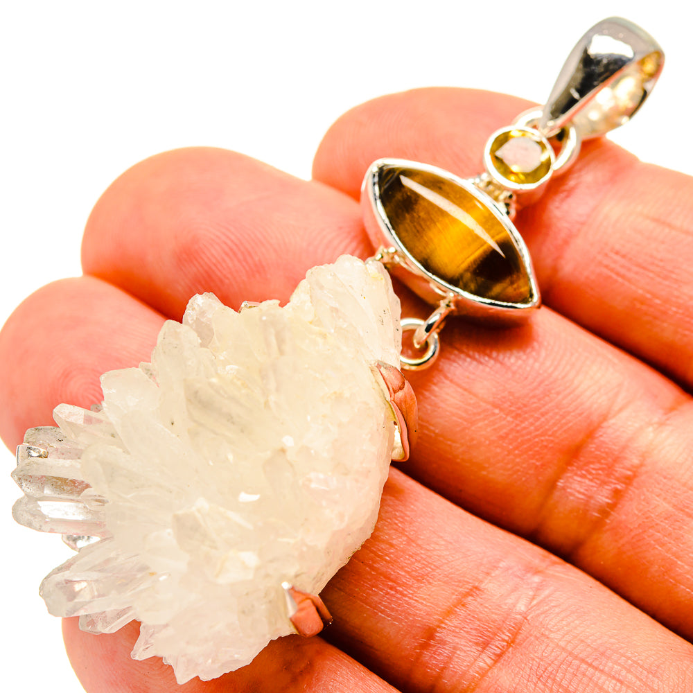 Rainbow Moonstone Pendants handcrafted by Anasilvercos - PD755634