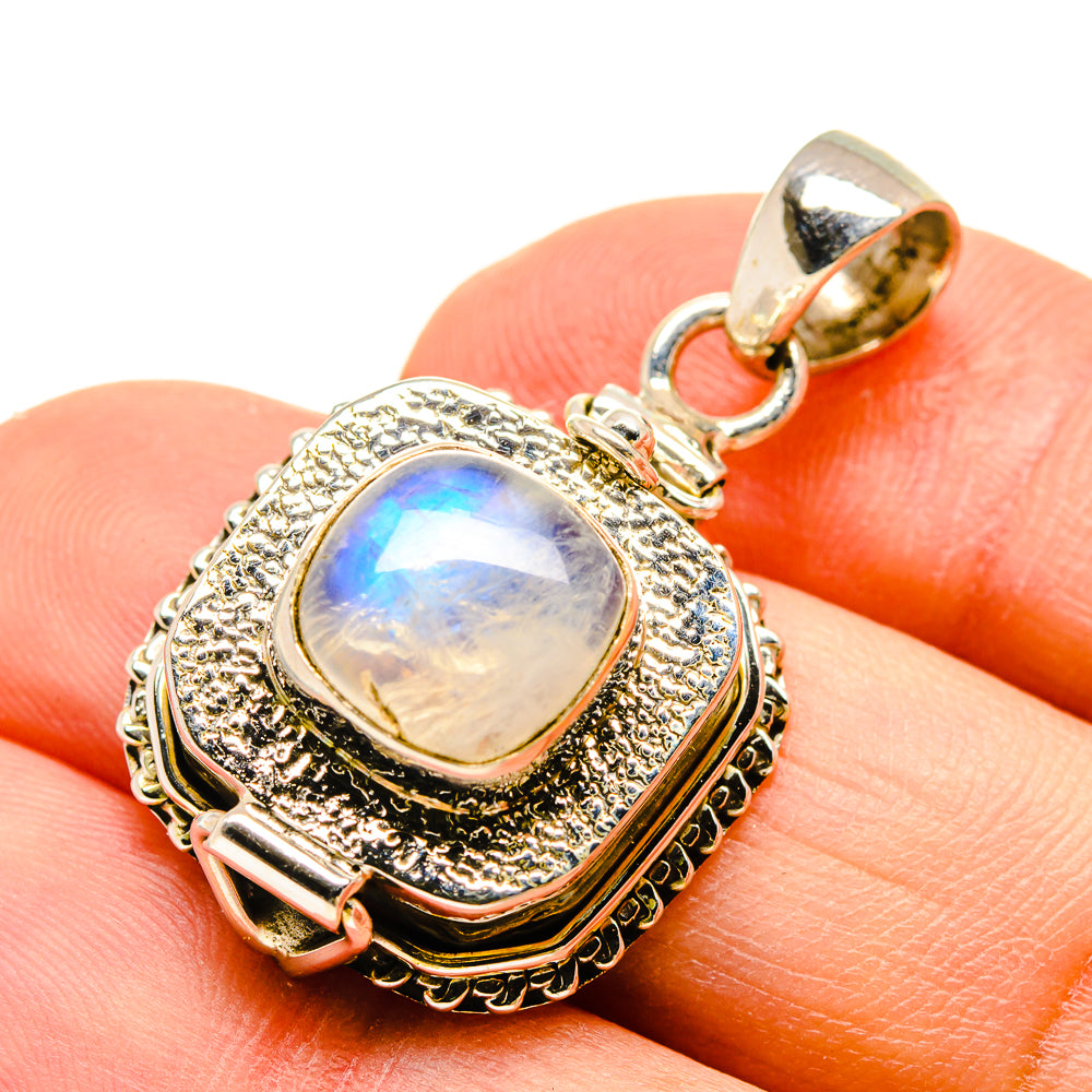 Rainbow Moonstone Pendants handcrafted by Anasilvercos - PD755771