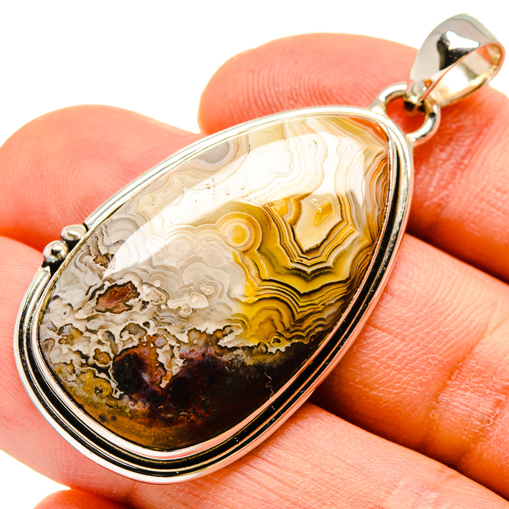 Laguna Lace Agate Pendants handcrafted by Anasilvercos - PD755849
