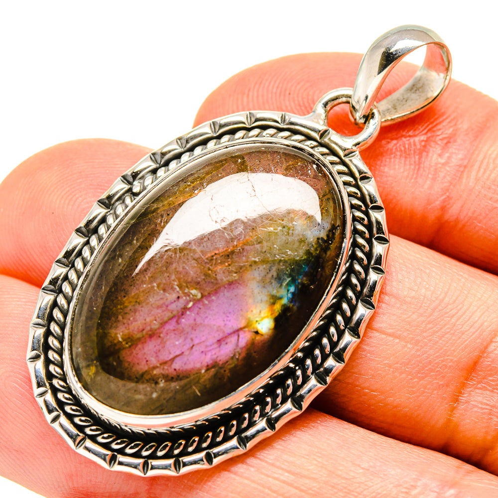 Labradorite Pendants handcrafted by Anasilvercos - PD755992