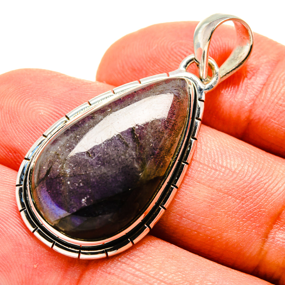 Labradorite Pendants handcrafted by Anasilvercos - PD756177