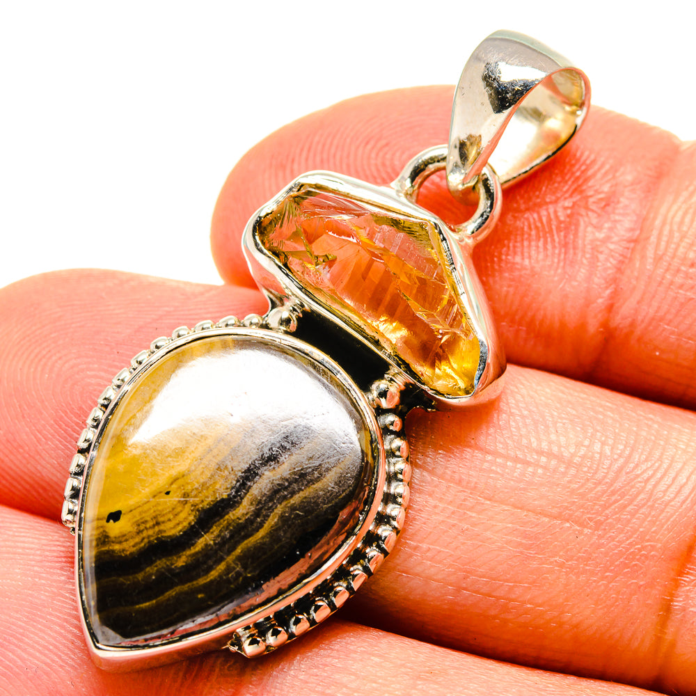 Schalenblende Pendants handcrafted by Anasilvercos - PD756231