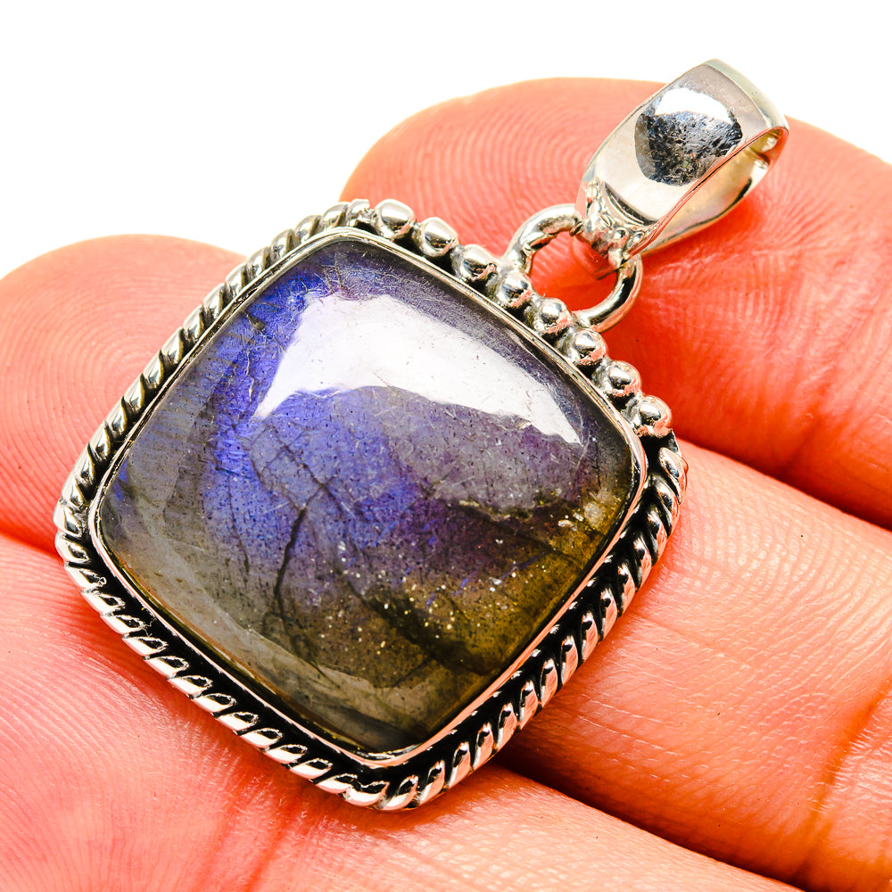 Labradorite Pendants handcrafted by Anasilvercos - PD756327