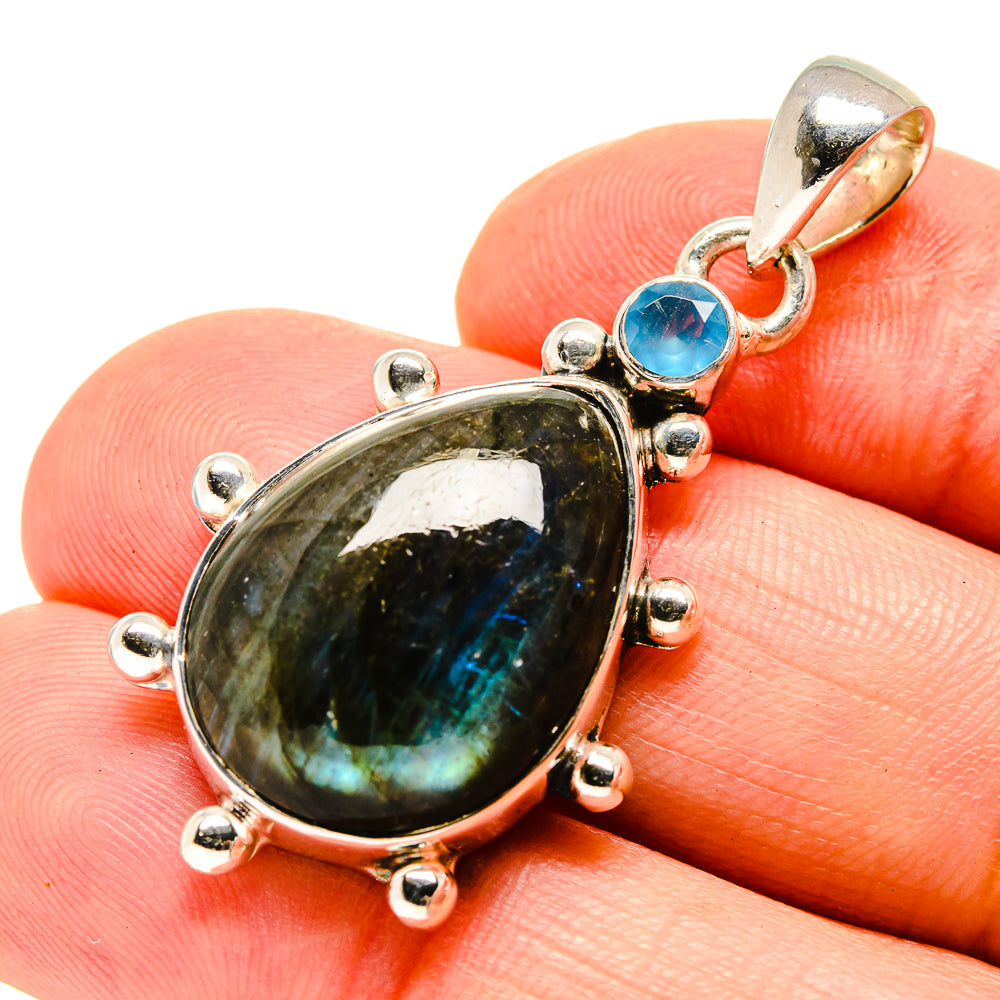 Labradorite Pendants handcrafted by Anasilvercos - PD756330