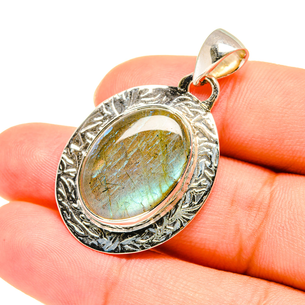 Labradorite Pendants handcrafted by Anasilvercos - PD7564