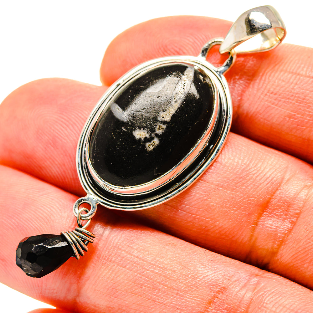 Chrysanthemum Stone Pendants handcrafted by Anasilvercos - PD756480