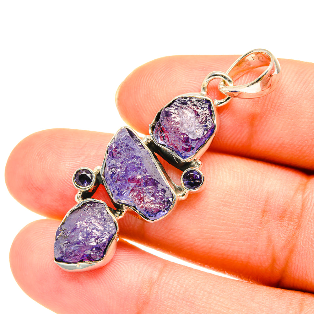 Tanzanite Pendants handcrafted by Anasilvercos - PD7566