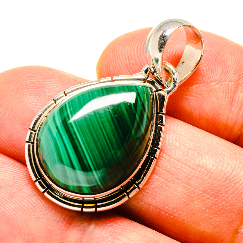 Malachite Pendants handcrafted by Anasilvercos - PD756610