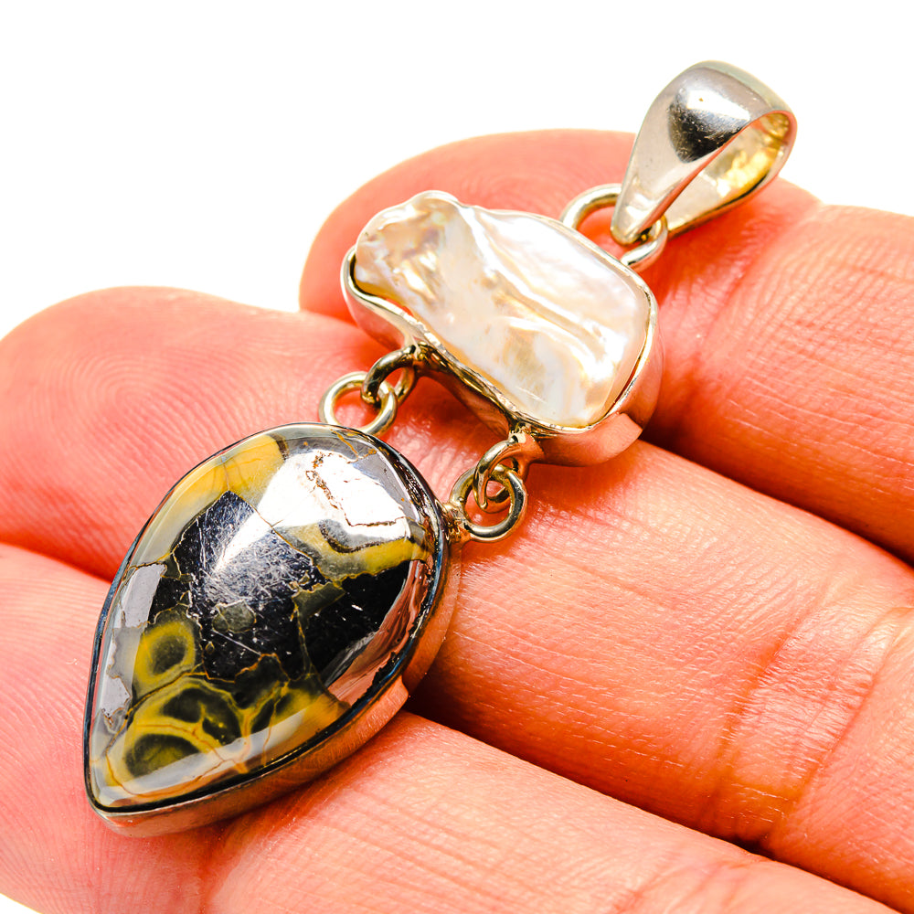 Schalenblende Pendants handcrafted by Anasilvercos - PD756636