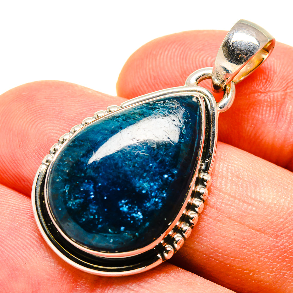 Apatite Pendants handcrafted by Anasilvercos - PD756705