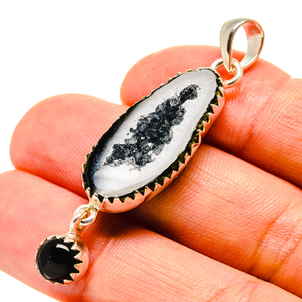 Coconut Geode Slice Pendants handcrafted by Anasilvercos - PD756727