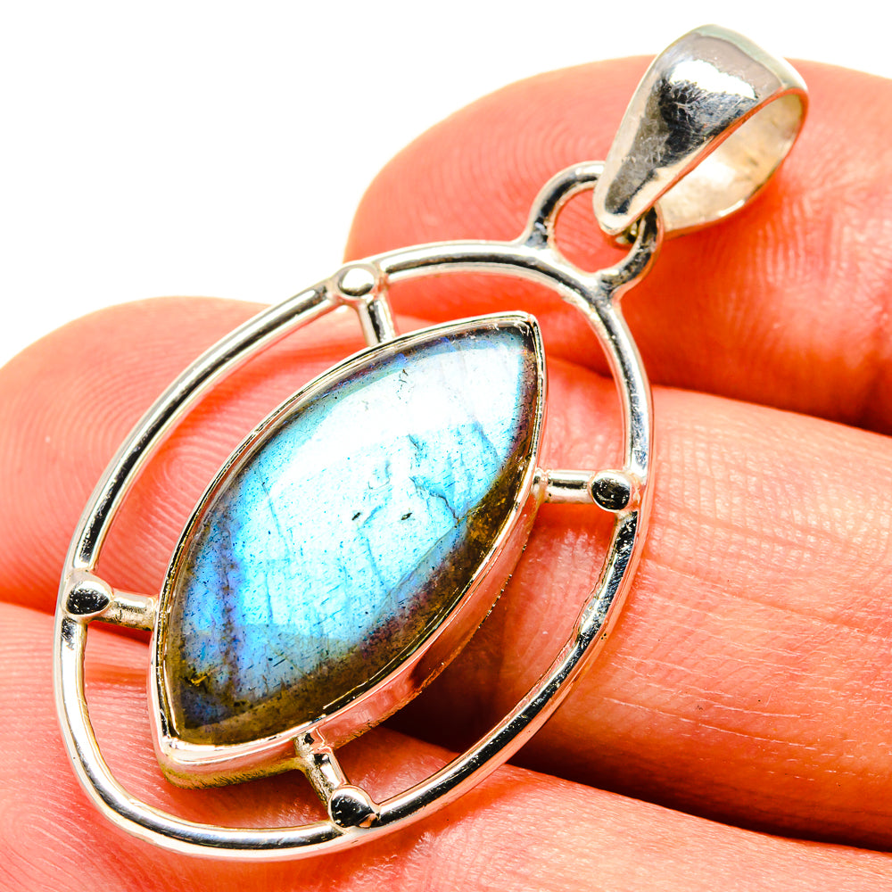 Labradorite Pendants handcrafted by Anasilvercos - PD756770