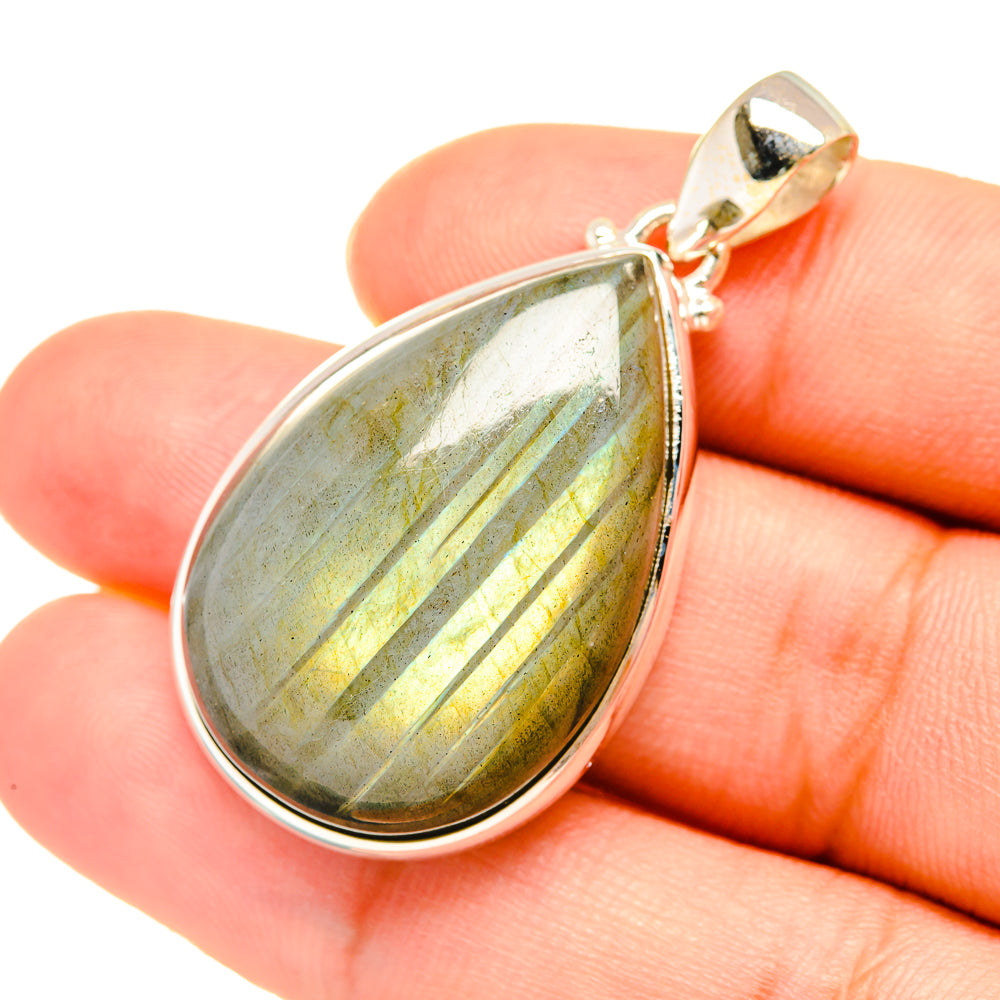 Labradorite Pendants handcrafted by Anasilvercos - PD7569