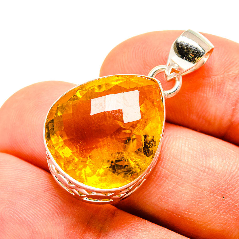 Lemon Quartz Pendants handcrafted by Anasilvercos - PD756910