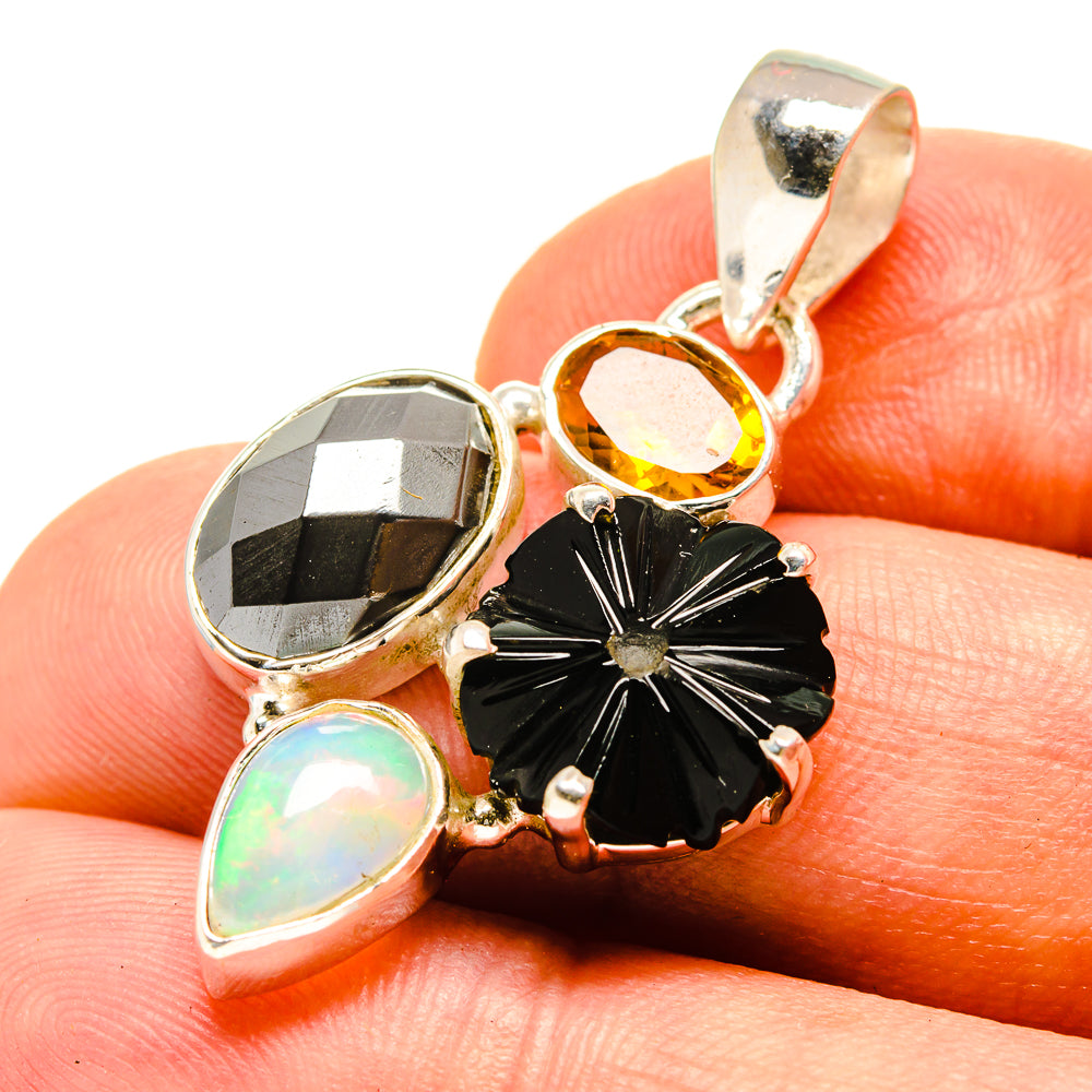 Hematite Pendants handcrafted by Anasilvercos - PD757148