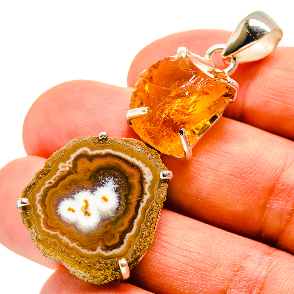 Solar Quartz Pendants handcrafted by Anasilvercos - PD757183