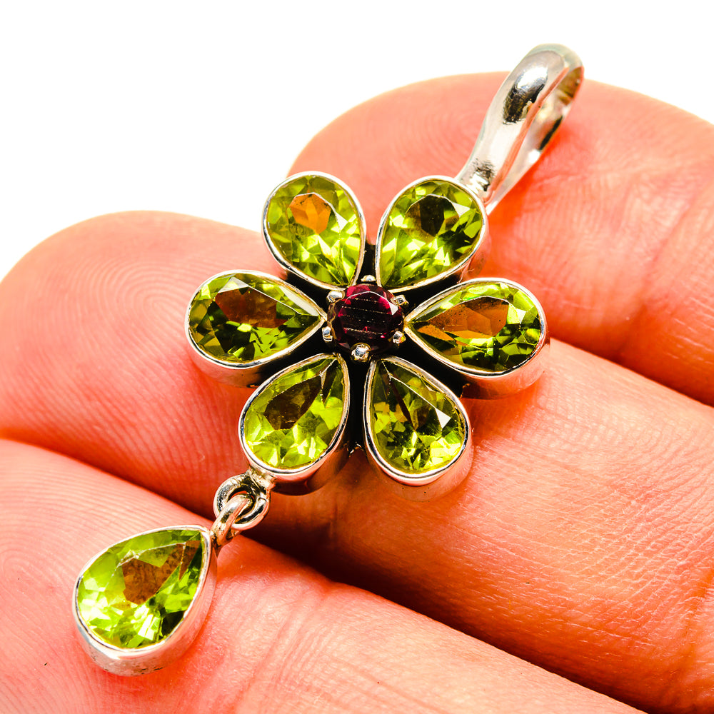 Peridot Pendants handcrafted by Anasilvercos - PD757261
