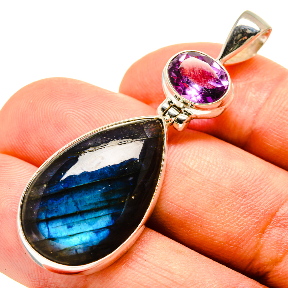 Labradorite Pendants handcrafted by Anasilvercos - PD757273
