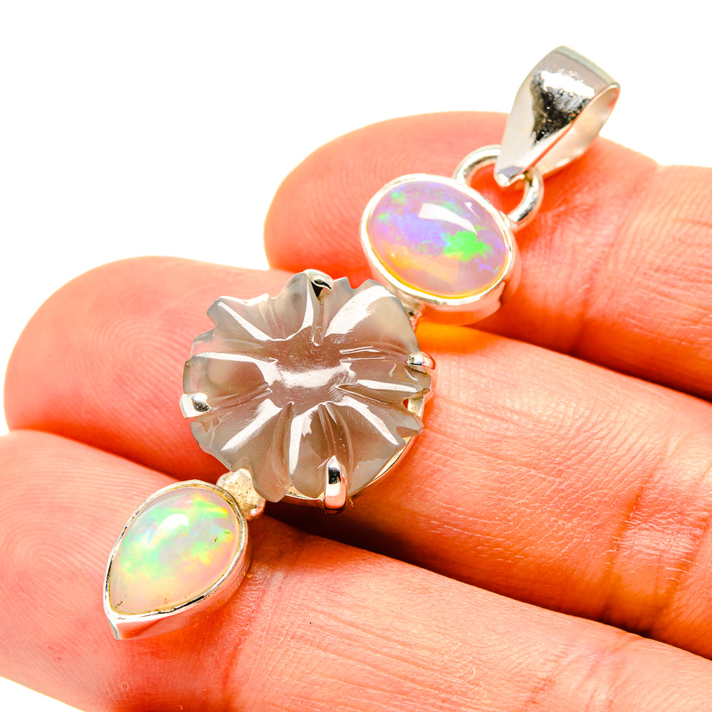 Moonstone Pendants handcrafted by Anasilvercos - PD757352