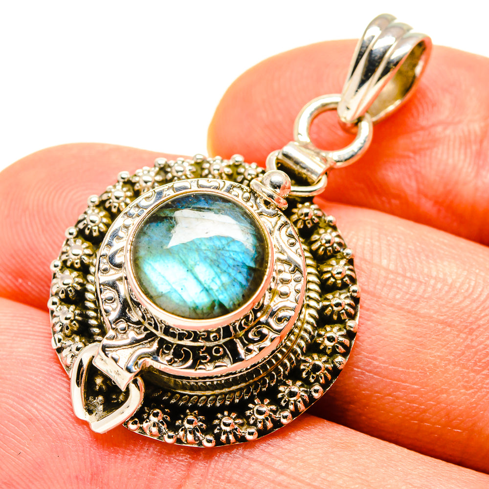 Labradorite Pendants handcrafted by Anasilvercos - PD757378