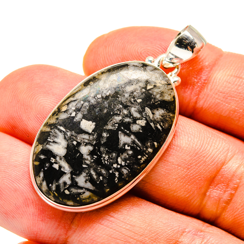 Chrysanthemum Stone Pendants handcrafted by Anasilvercos - PD757392