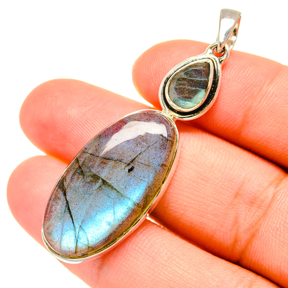 Labradorite Pendants handcrafted by Anasilvercos - PD7574