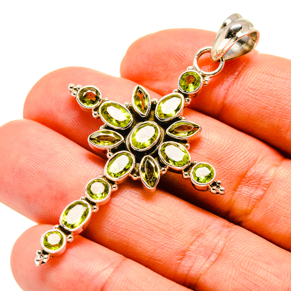 Peridot Pendants handcrafted by Anasilvercos - PD757433