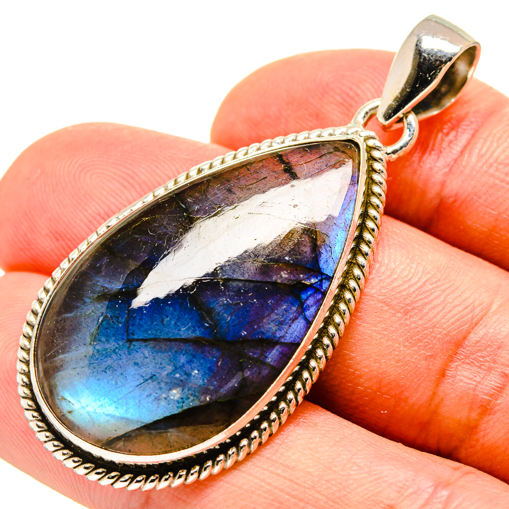 Labradorite Pendants handcrafted by Anasilvercos - PD757623