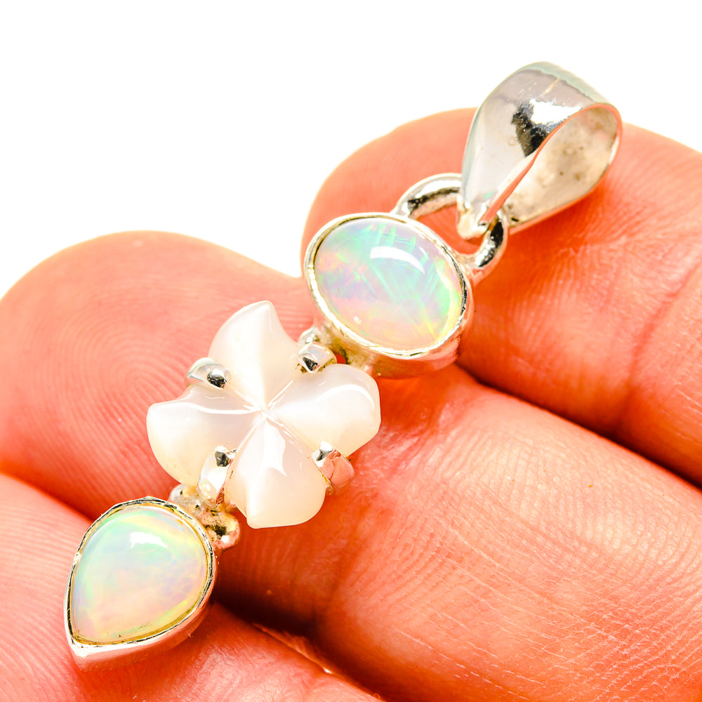 Moonstone Pendants handcrafted by Anasilvercos - PD757847