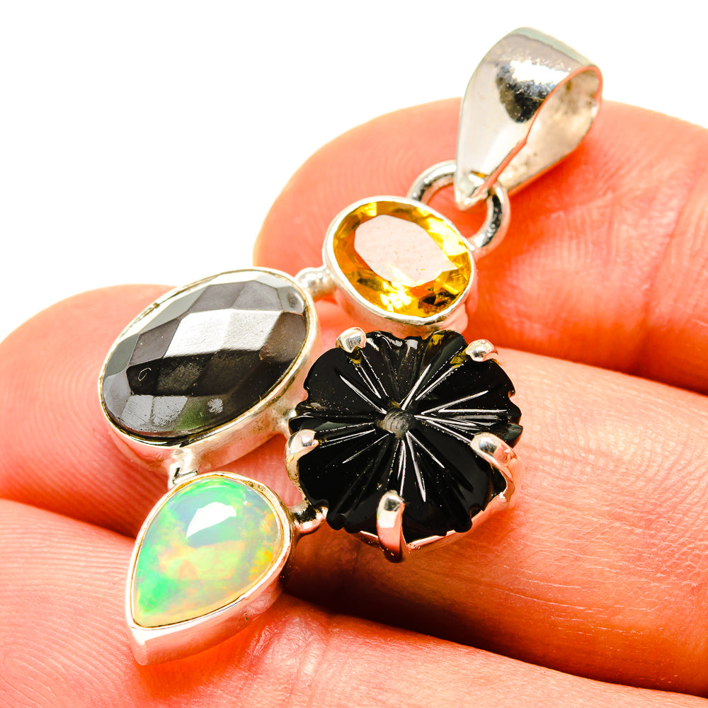Hematite Pendants handcrafted by Anasilvercos - PD757900