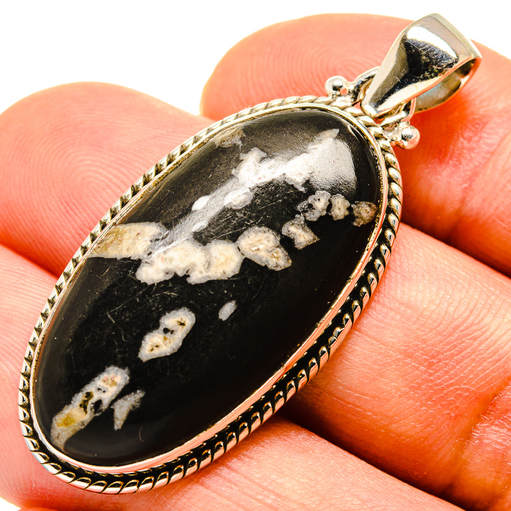 Chrysanthemum Stone Pendants handcrafted by Anasilvercos - PD757930