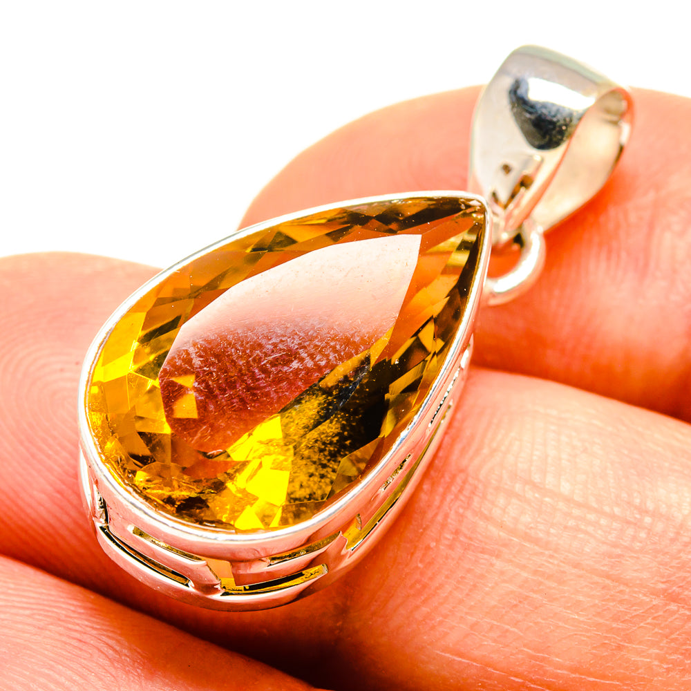 Olive Quartz Pendants handcrafted by Anasilvercos - PD757955