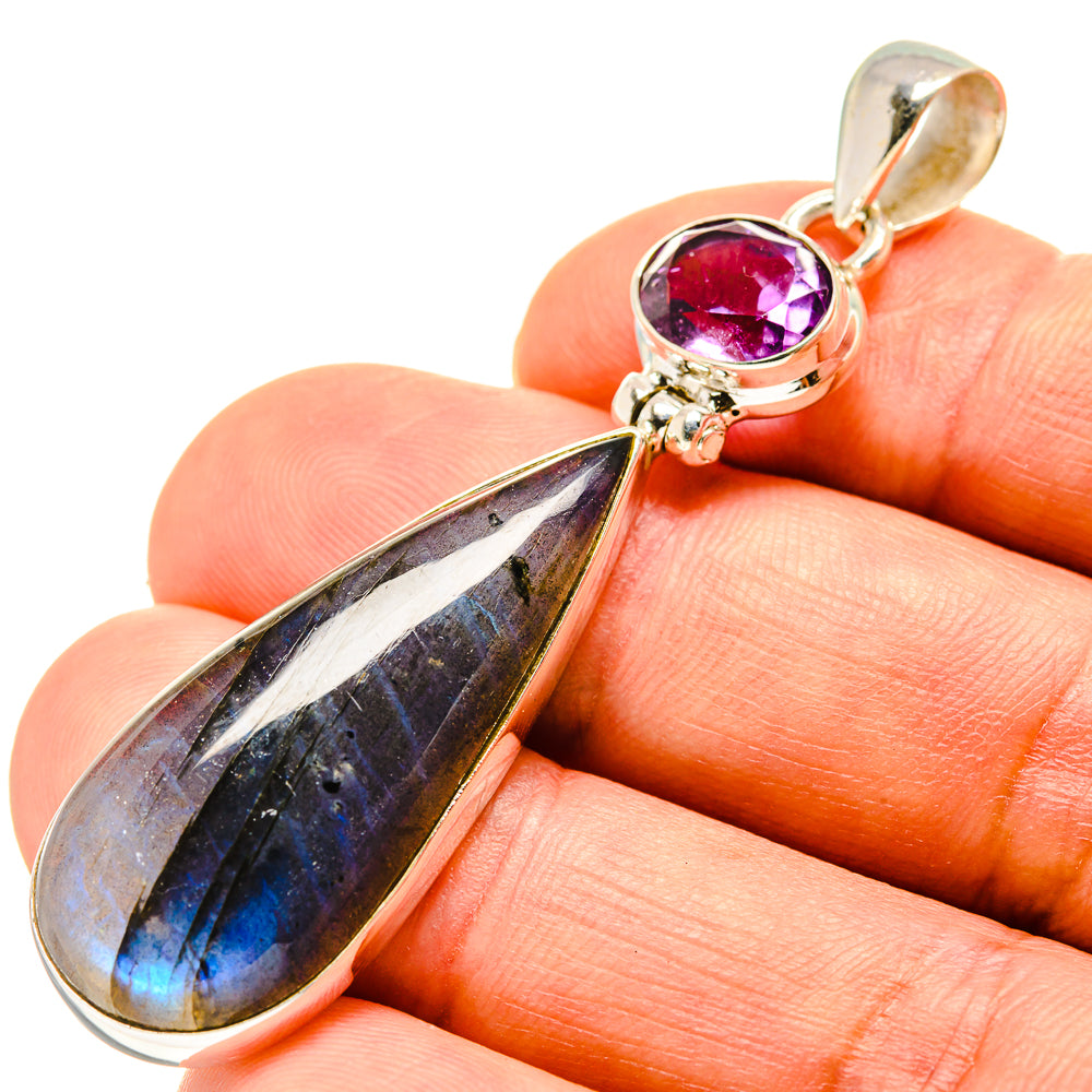 Labradorite Pendants handcrafted by Anasilvercos - PD758032