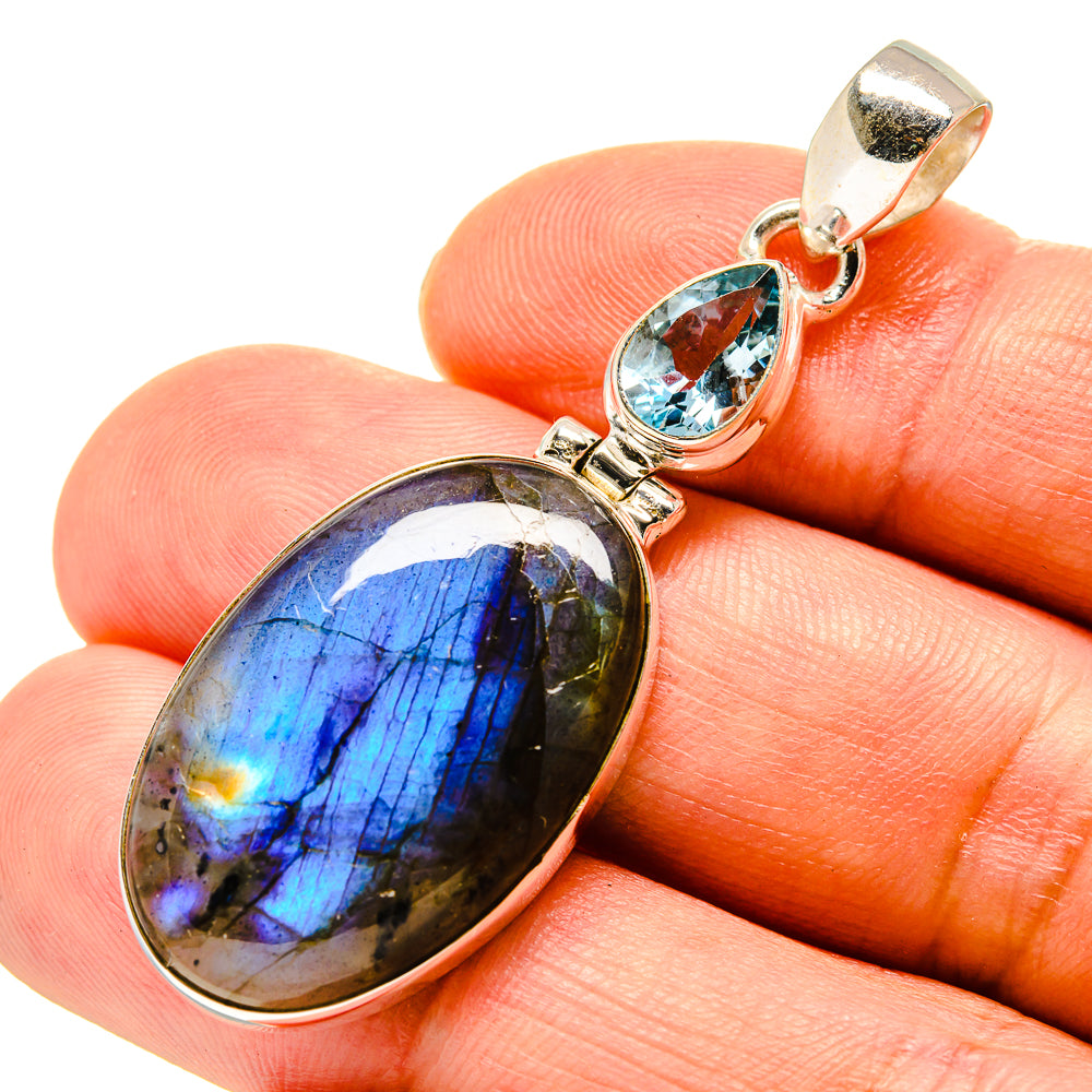 Labradorite Pendants handcrafted by Anasilvercos - PD758071