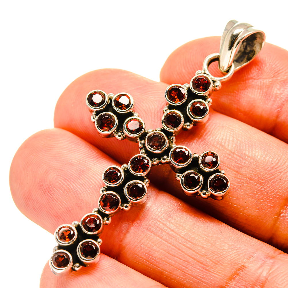 Garnet Pendants handcrafted by Anasilvercos - PD758074