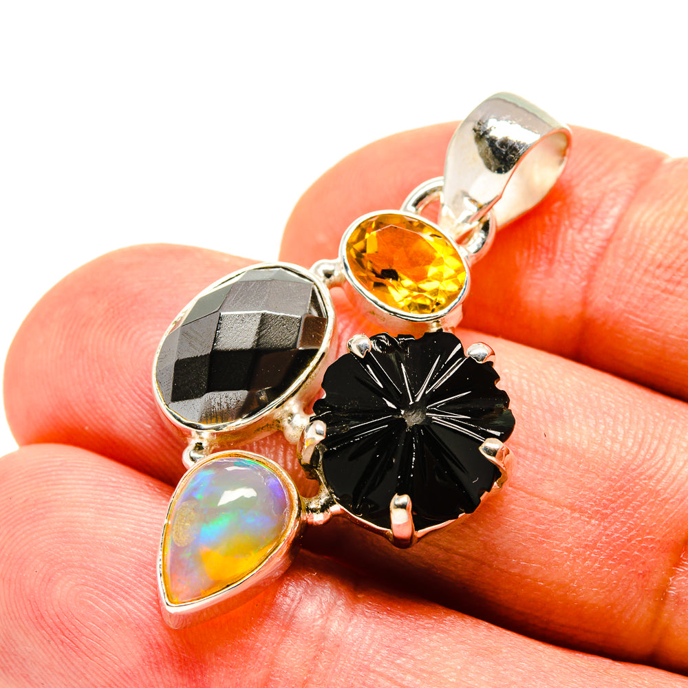 Hematite Pendants handcrafted by Anasilvercos - PD758199