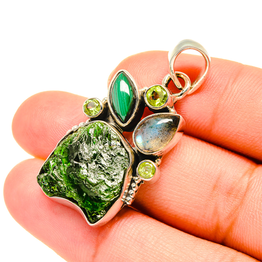 Chrome Diopside Pendants handcrafted by Anasilvercos - PD7583