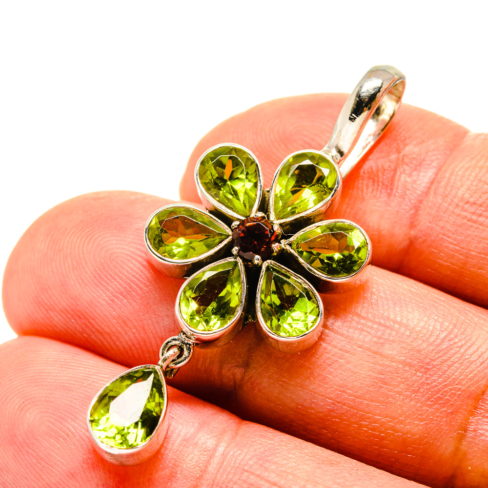 Peridot Pendants handcrafted by Anasilvercos - PD758318