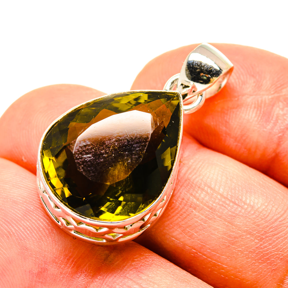Olive Quartz Pendants handcrafted by Anasilvercos - PD758525