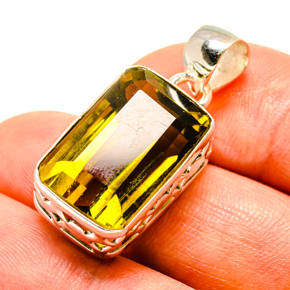 Olive Quartz Pendants handcrafted by Anasilvercos - PD758532