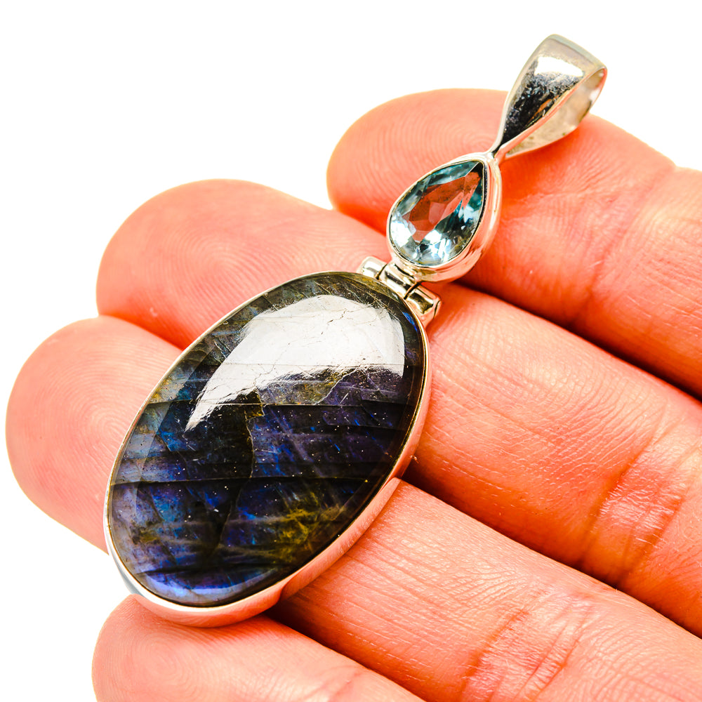 Labradorite Pendants handcrafted by Anasilvercos - PD758578