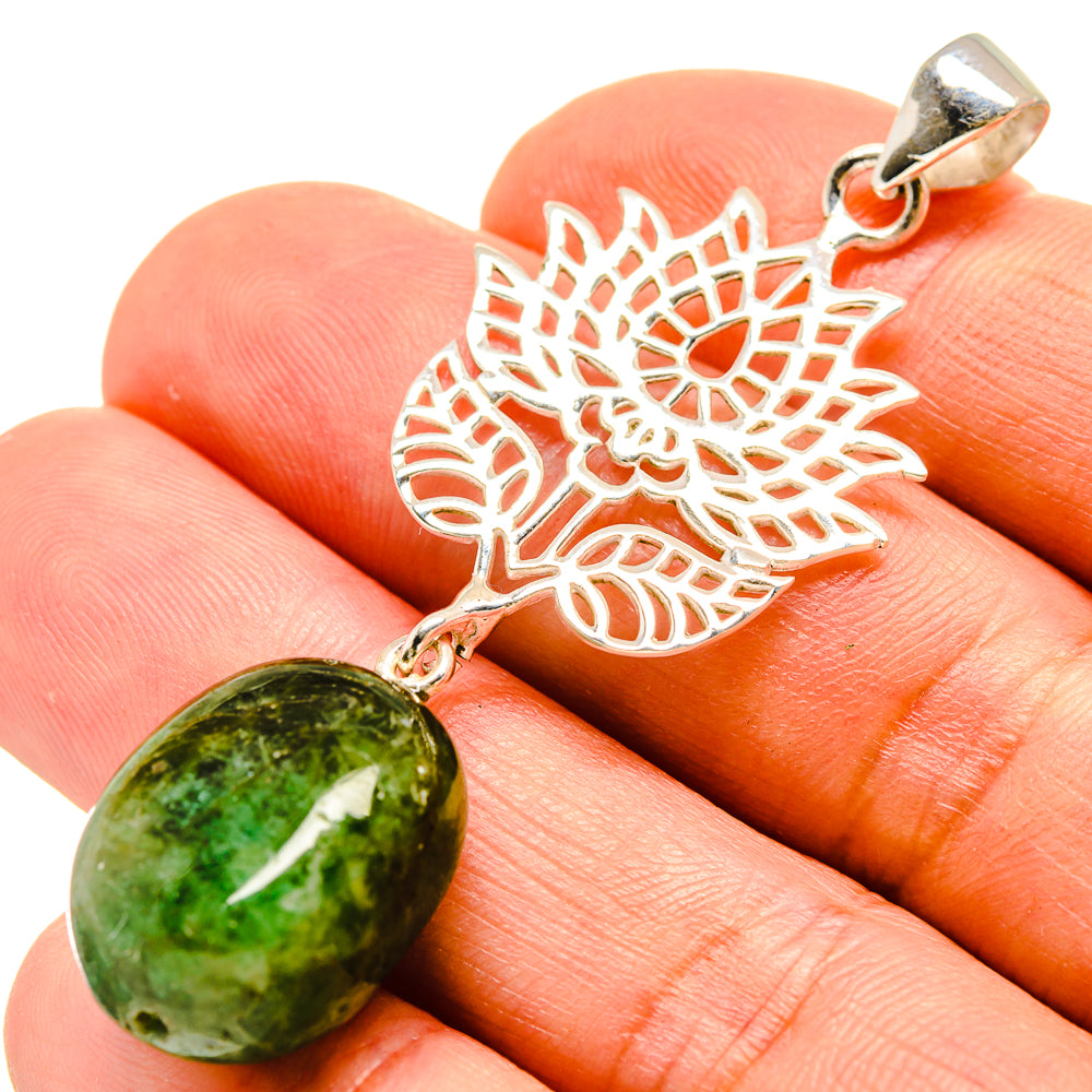 Green Aventurine Pendants handcrafted by Anasilvercos - PD758619