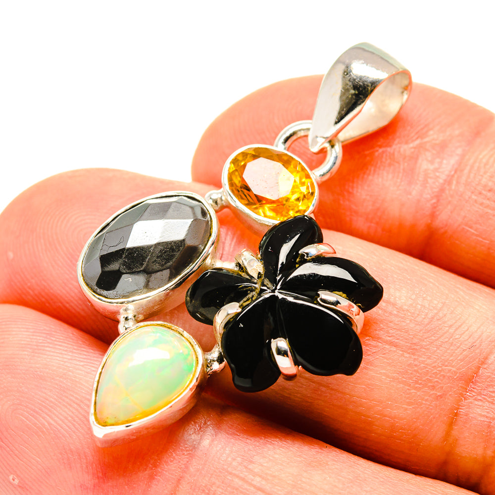 Hematite Pendants handcrafted by Anasilvercos - PD758656