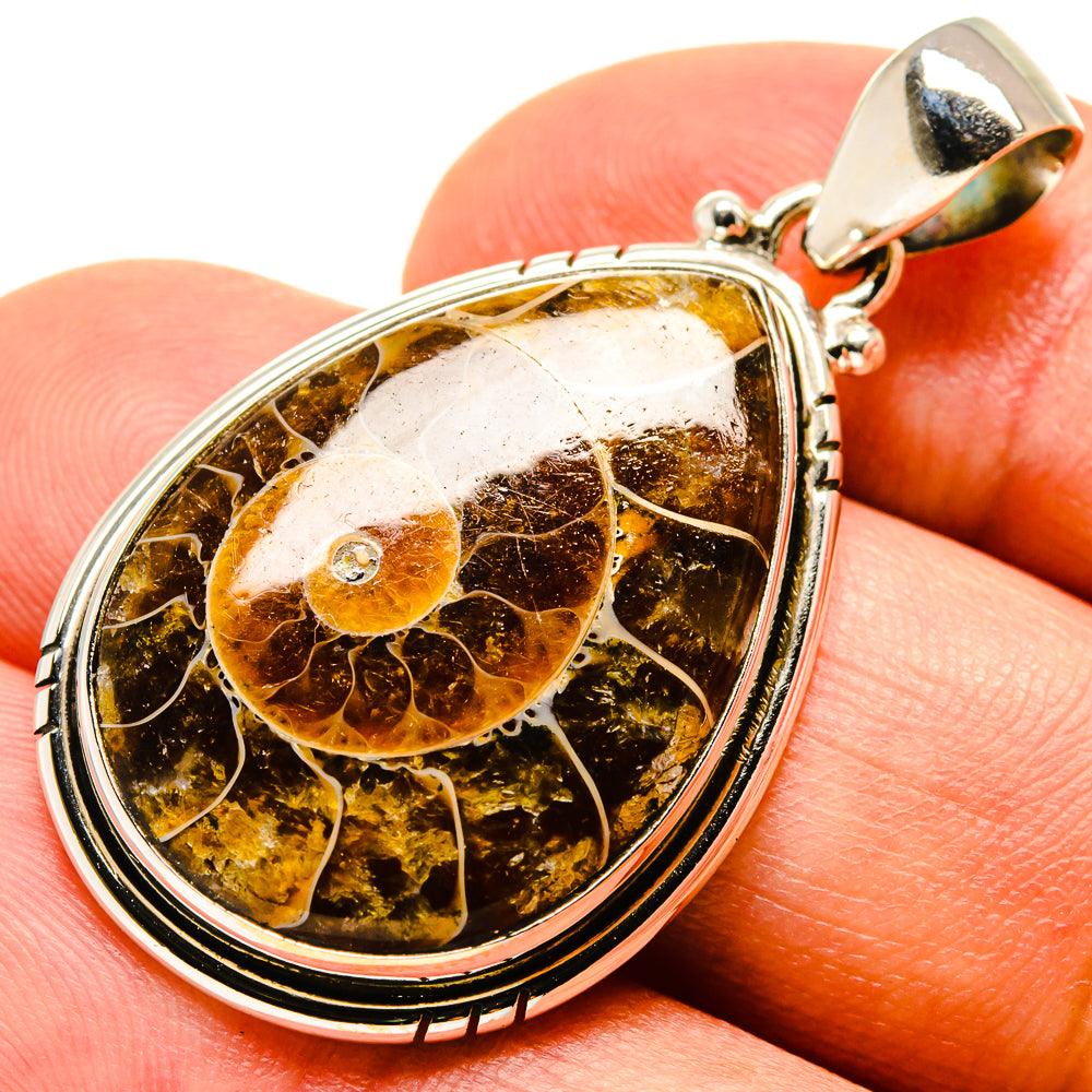 Ammonite Fossil Pendants handcrafted by Anasilvercos - PD758680