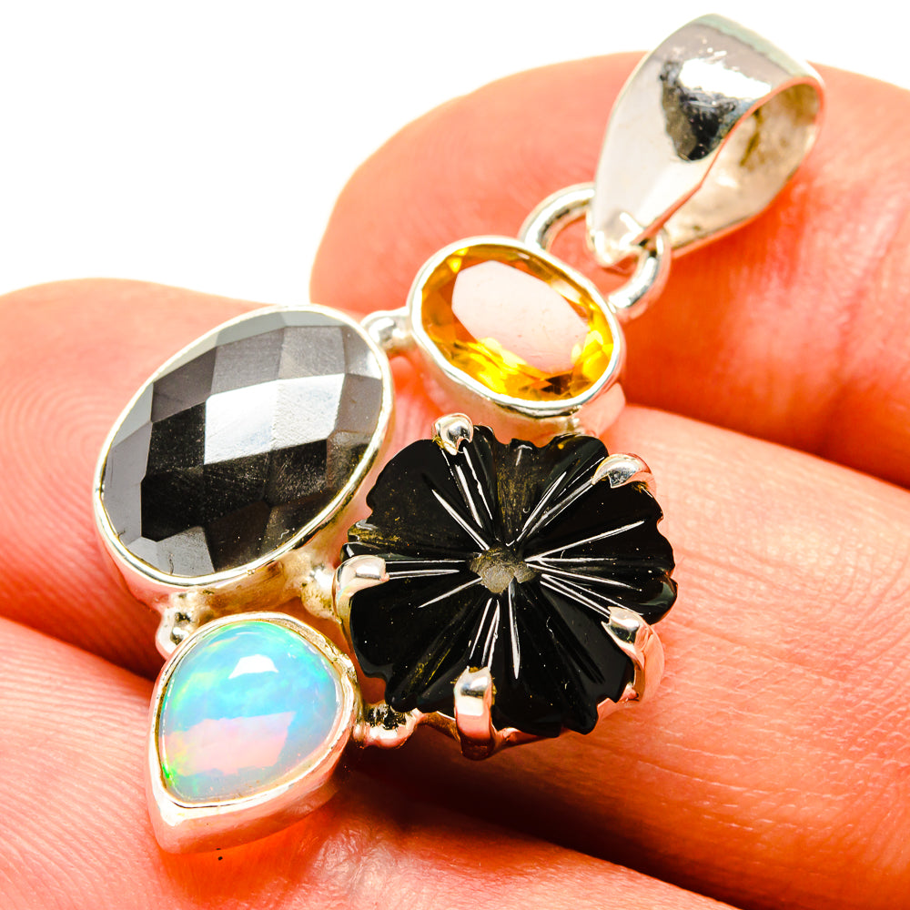 Hematite Pendants handcrafted by Anasilvercos - PD758724