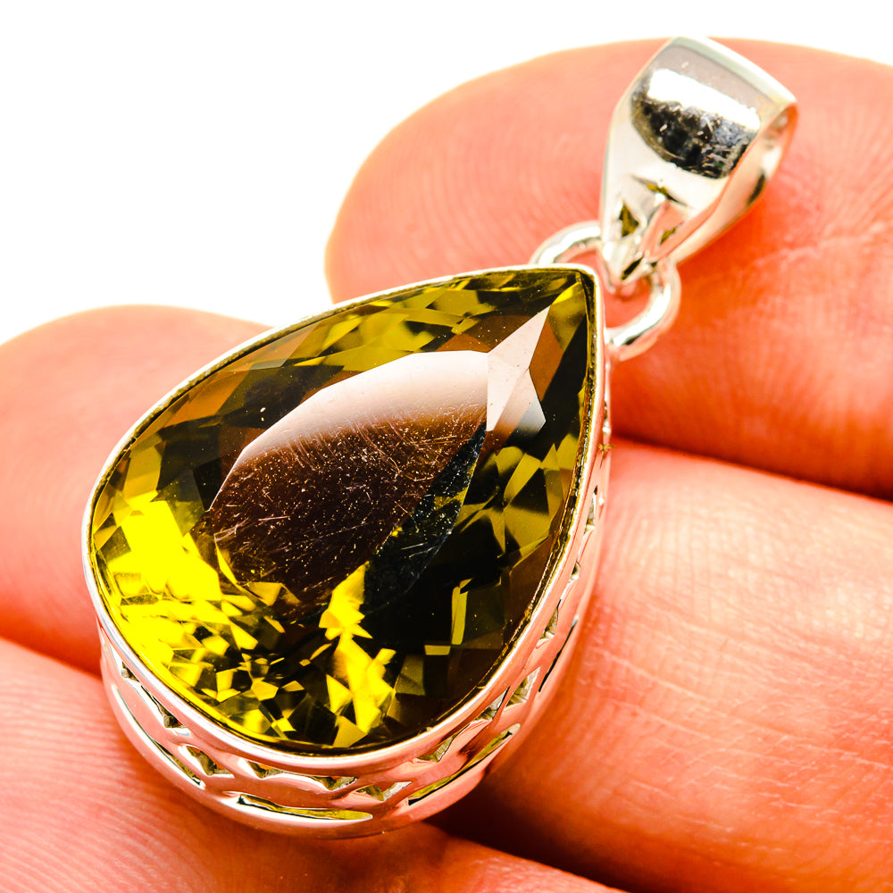 Olive Quartz Pendants handcrafted by Anasilvercos - PD758727