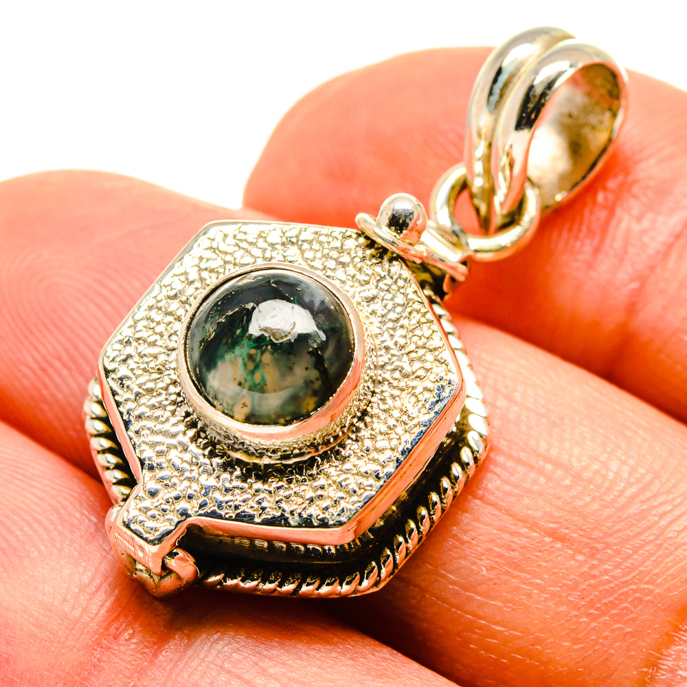 Green Moss Agate Pendants handcrafted by Anasilvercos - PD758885