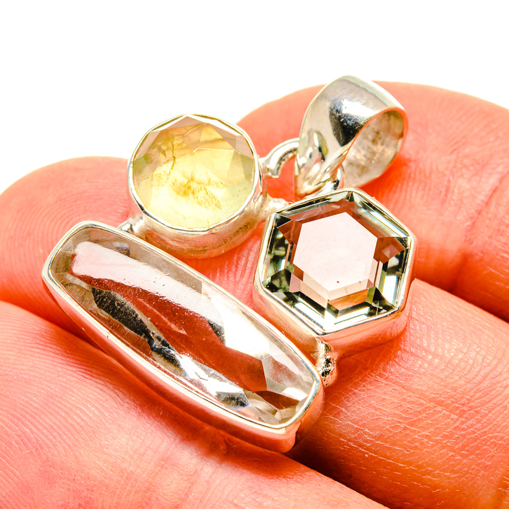 White Quartz Pendants handcrafted by Anasilvercos - PD759060