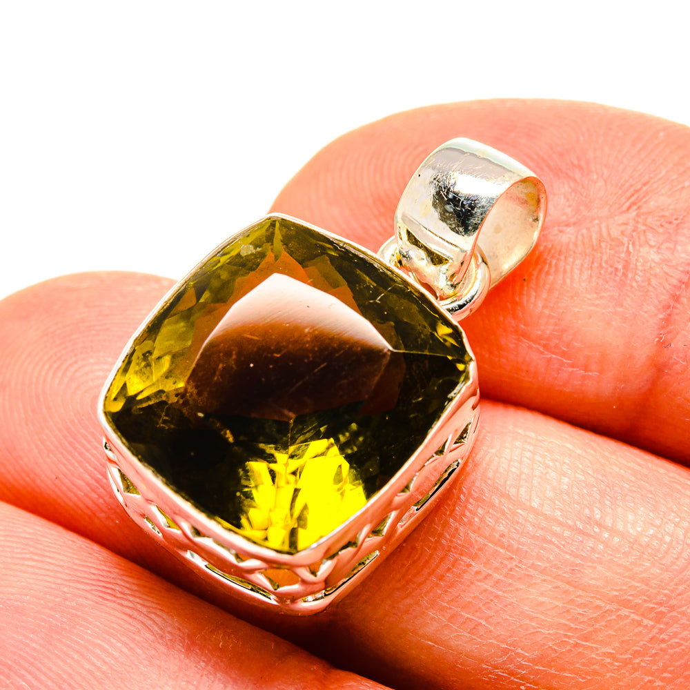Olive Quartz Pendants handcrafted by Anasilvercos - PD759063