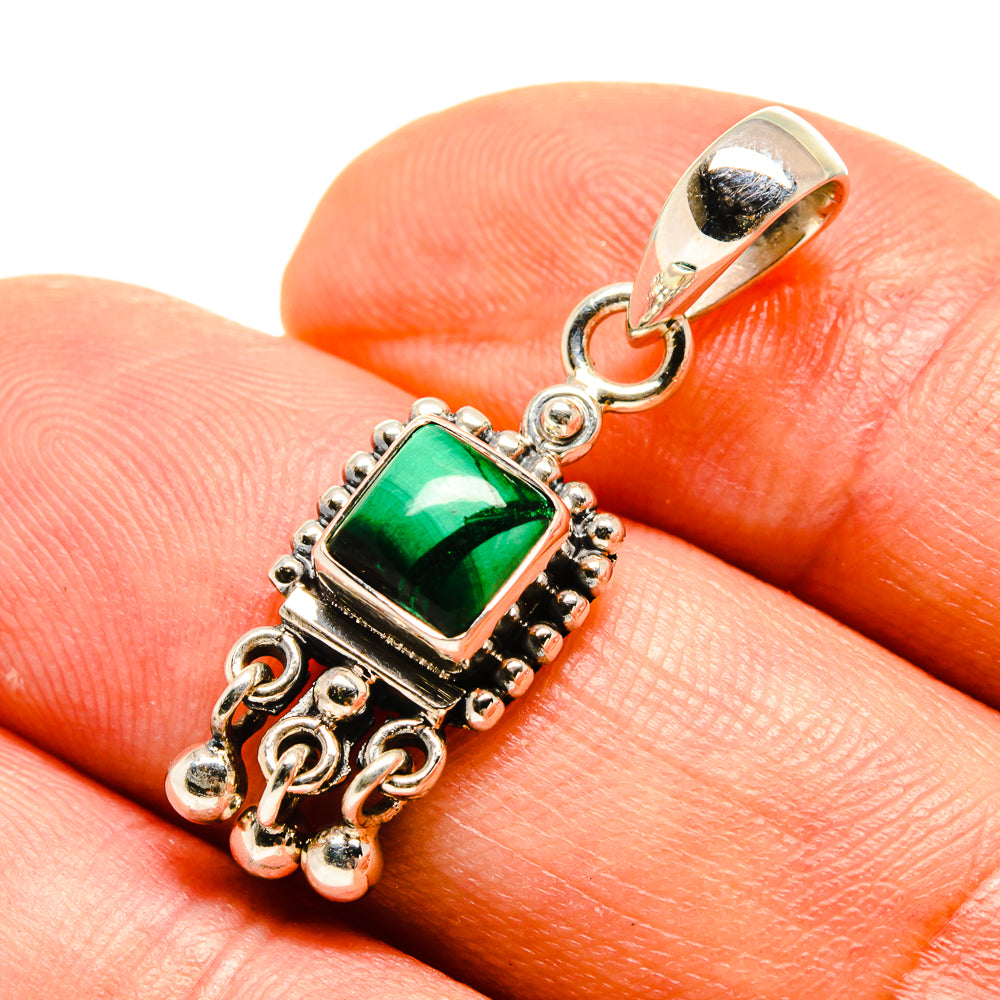Malachite Pendants handcrafted by Anasilvercos - PD759134